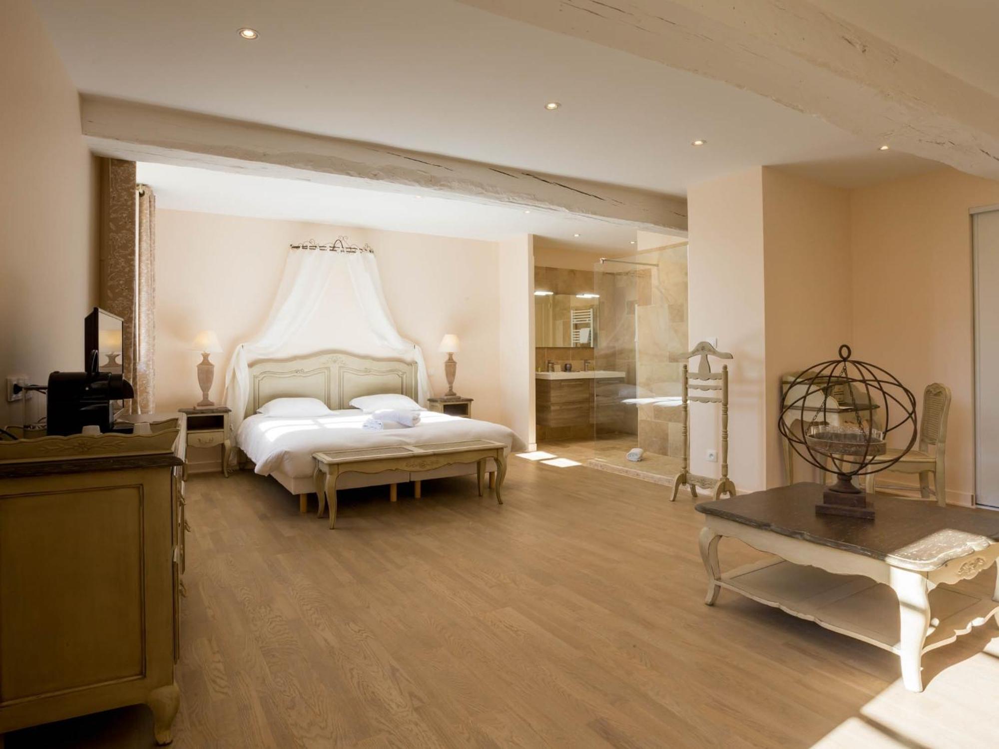 Le Cara - 4 Appartements Calmes Et Chics Au Coeur De Beaune Beaune  Zimmer foto