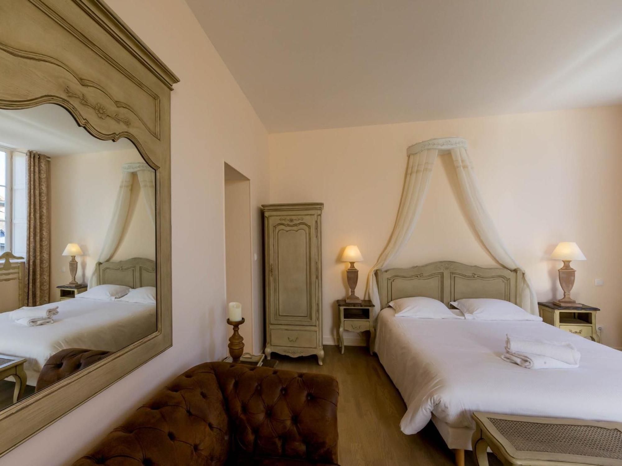 Le Cara - 4 Appartements Calmes Et Chics Au Coeur De Beaune Beaune  Zimmer foto