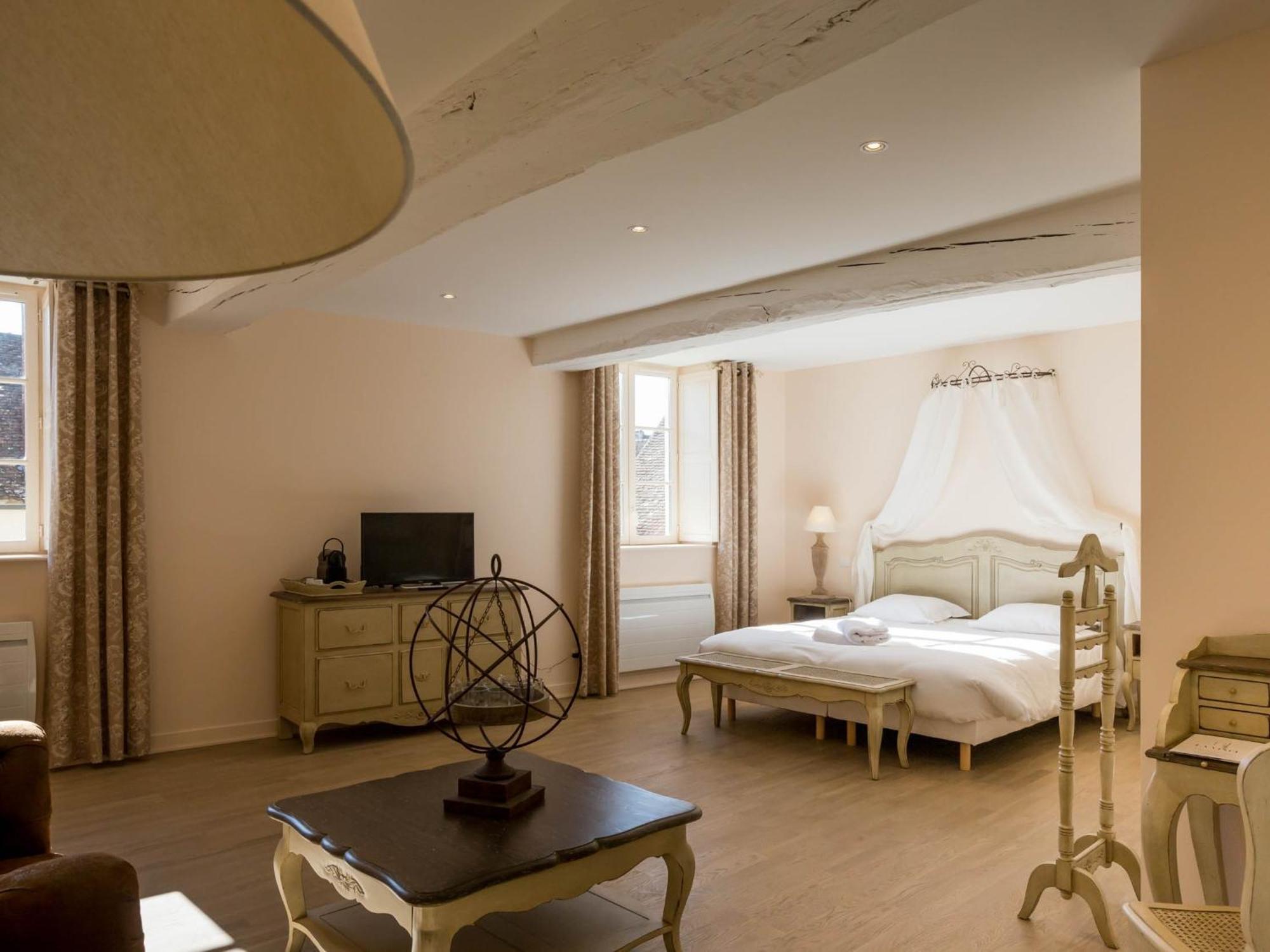 Le Cara - 4 Appartements Calmes Et Chics Au Coeur De Beaune Beaune  Zimmer foto
