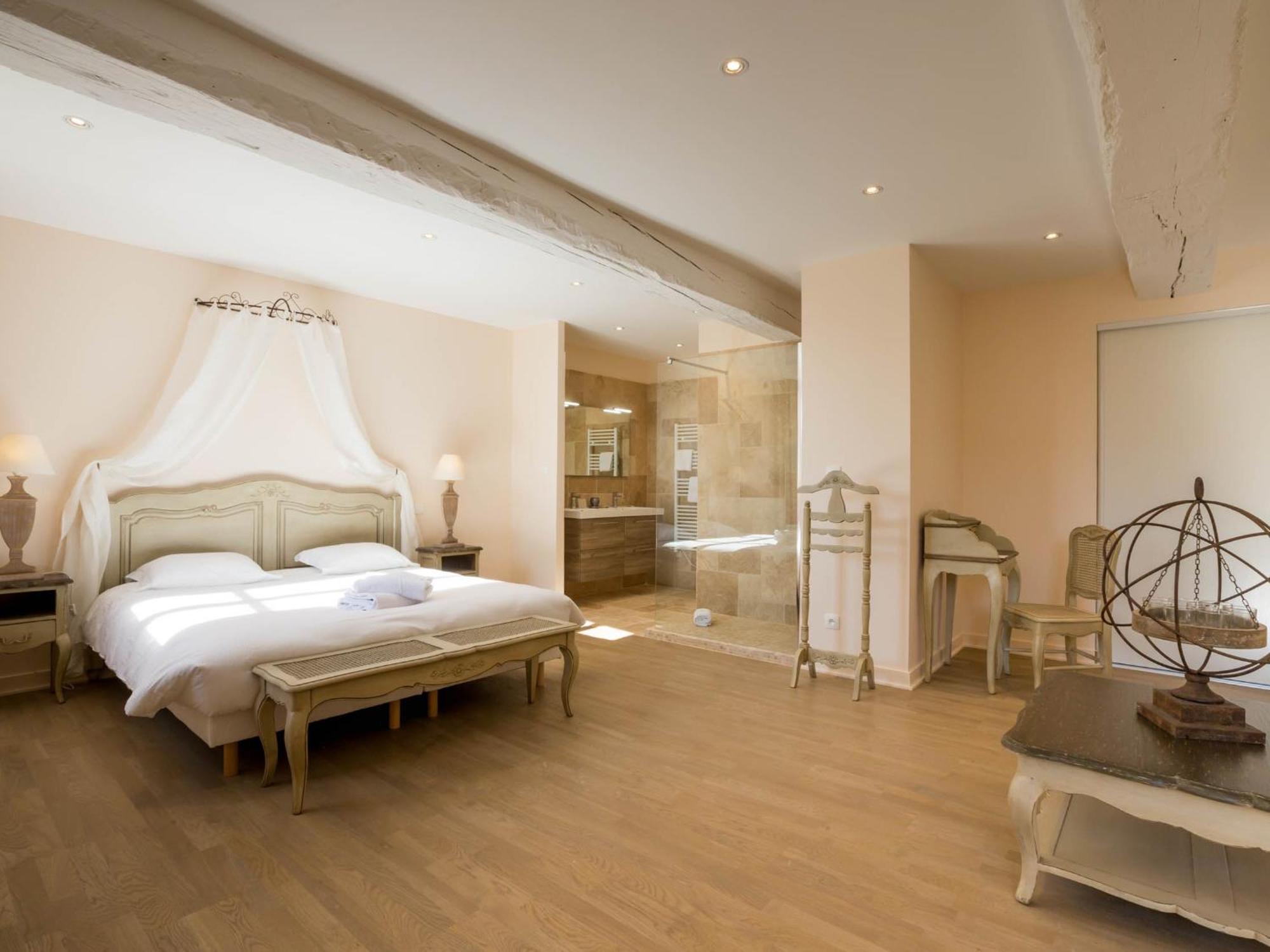 Le Cara - 4 Appartements Calmes Et Chics Au Coeur De Beaune Beaune  Zimmer foto